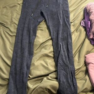 ZYIA Black Patterned Activewear